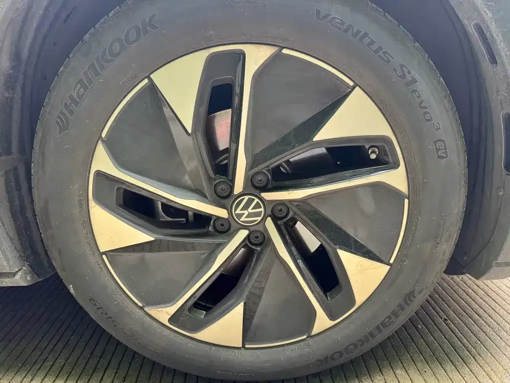 Volkswagen ID.4 Crozz — фото 3