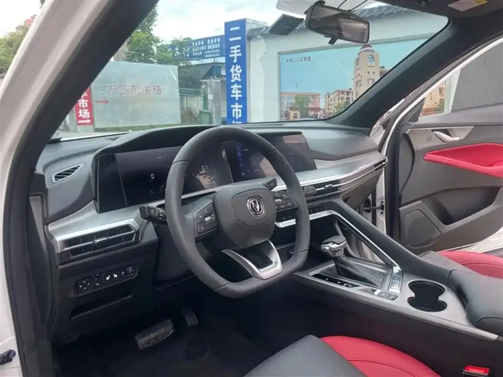 Changan CS35PLUS — фото 10