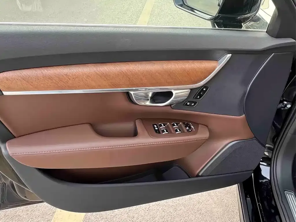 Volvo S90 — фото 7