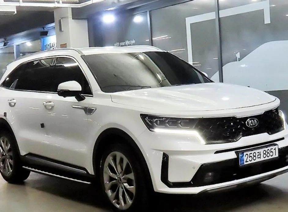 Kia Sorento — фото 1