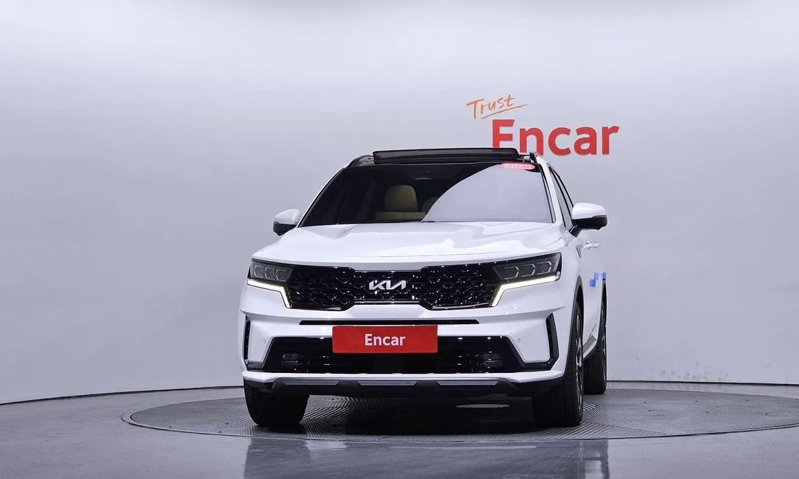 Kia Sorento — фото 10