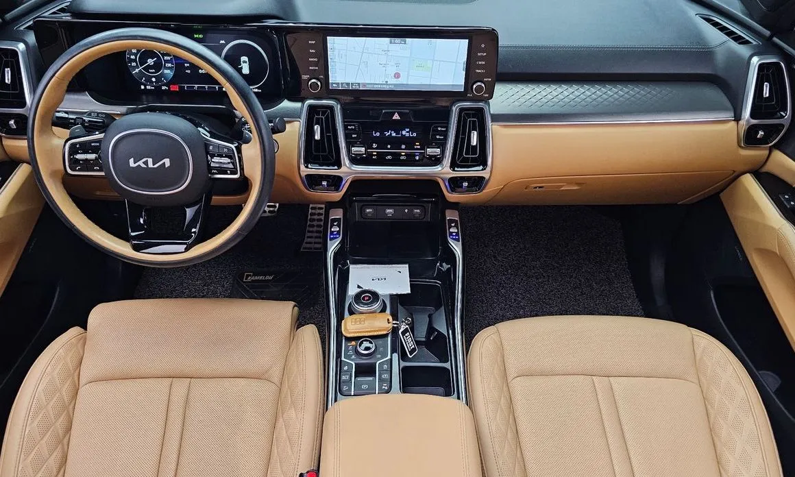 Kia Sorento — фото 7