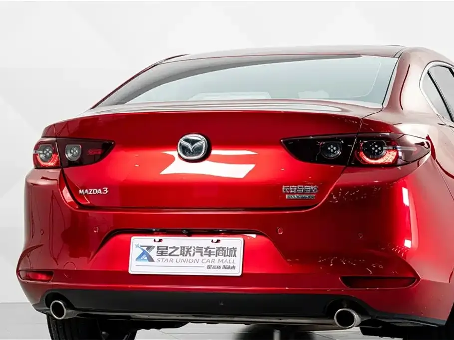 Mazda 3 Axela — фото 3