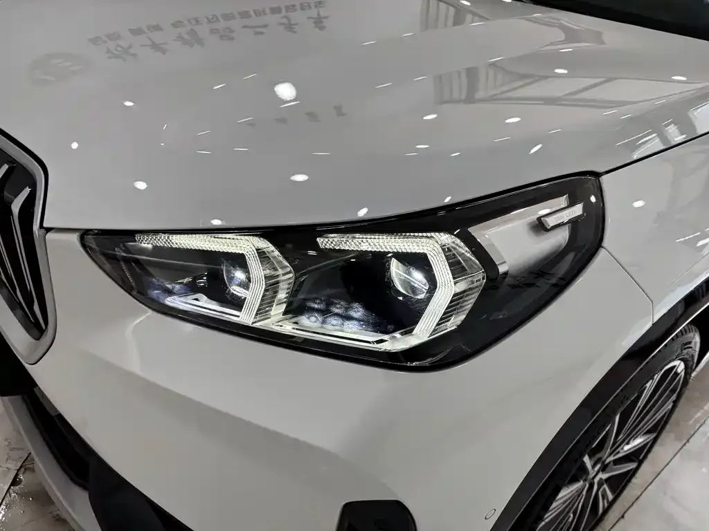 BMW X1 — фото 6