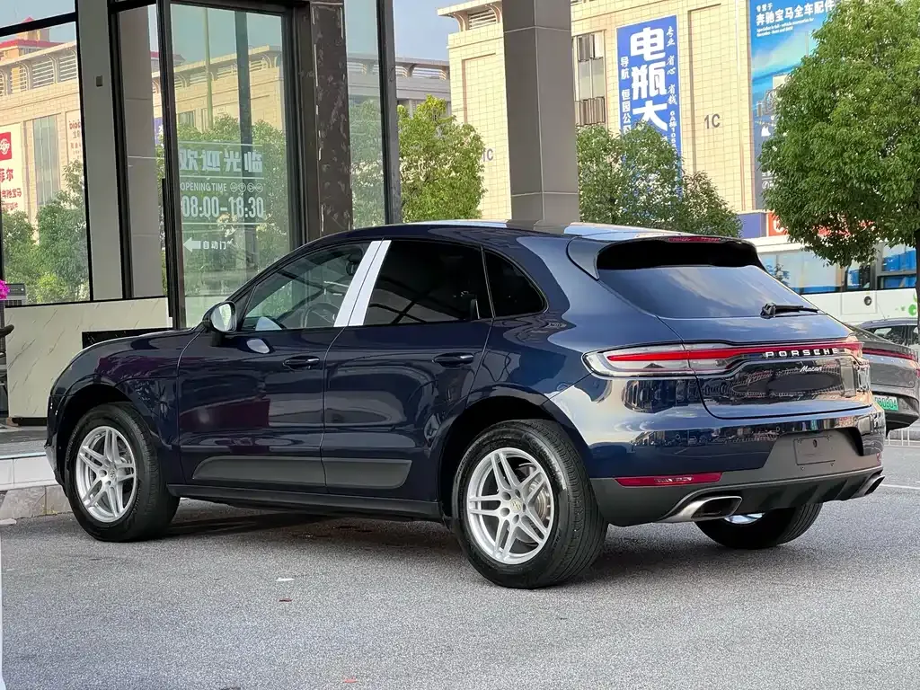 Porsche Macan — фото 9