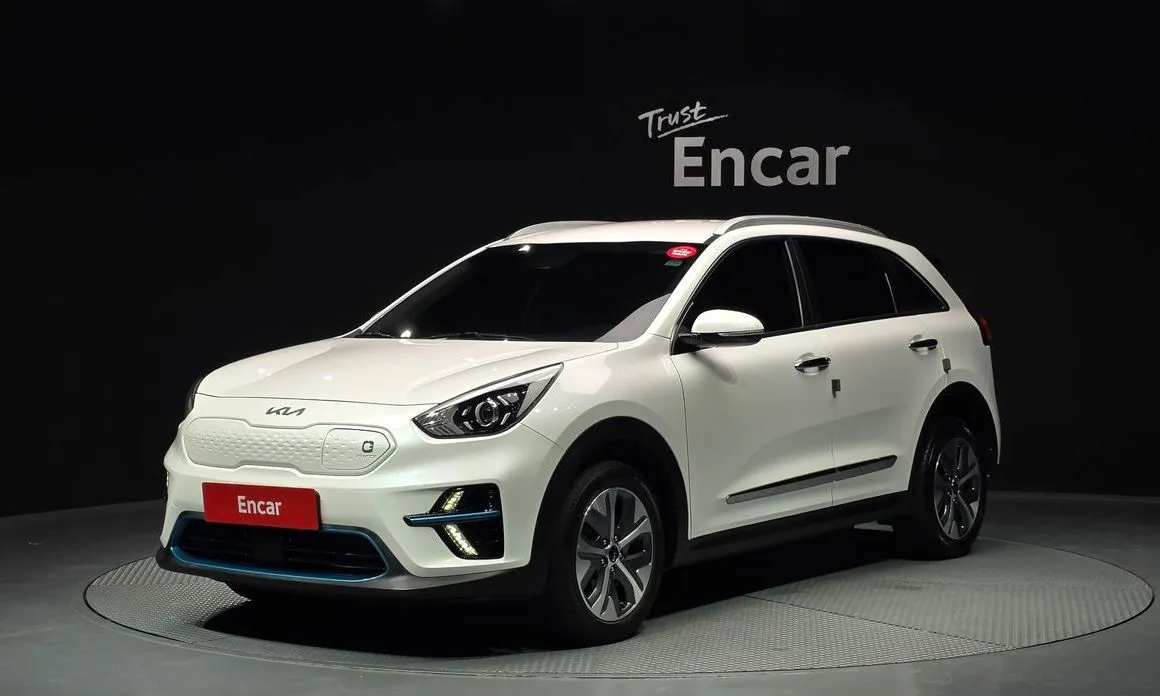 Kia Niro — фото 1