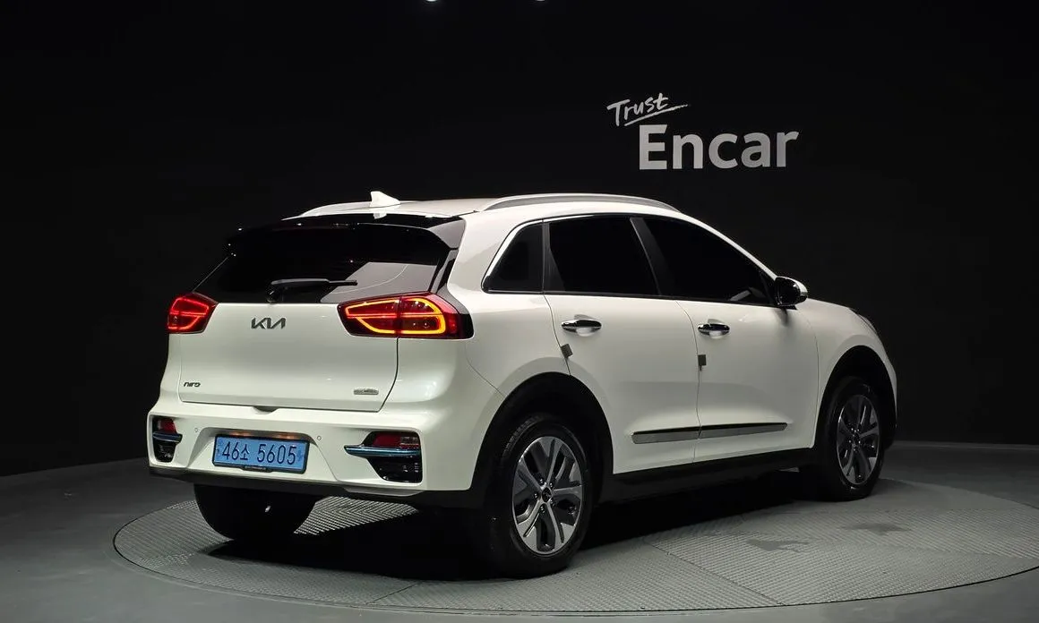 Kia Niro — фото 5