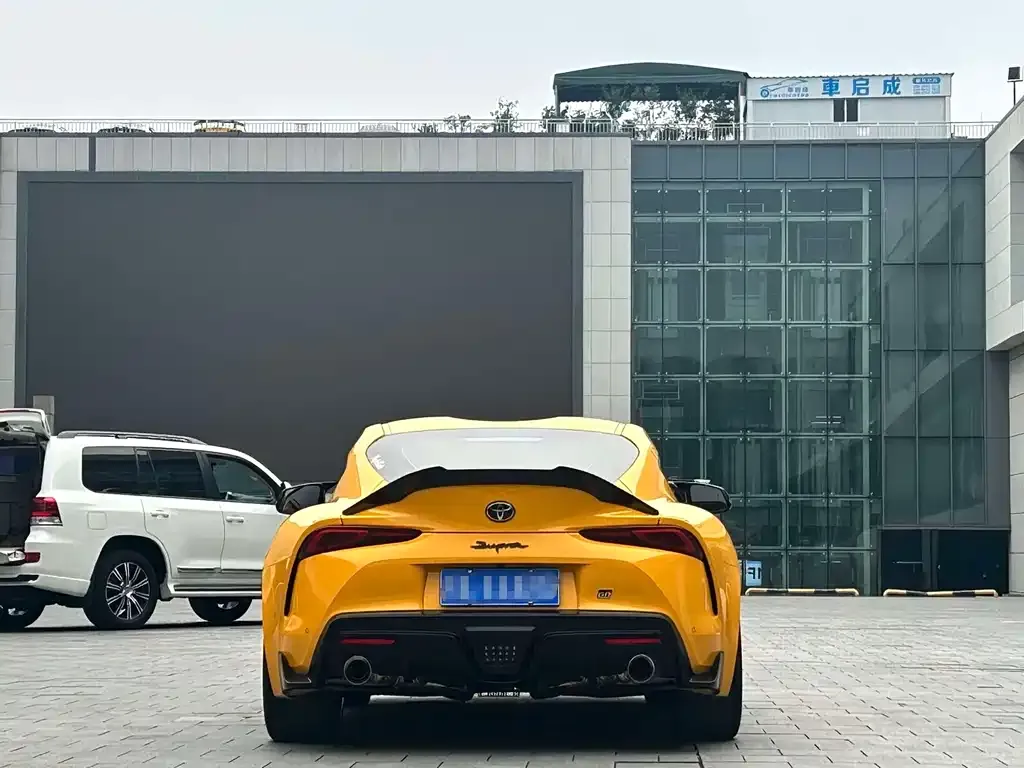 Toyota Supra — фото 3