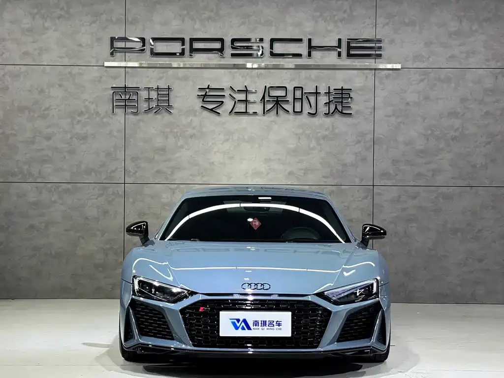 Audi R8 — фото 10