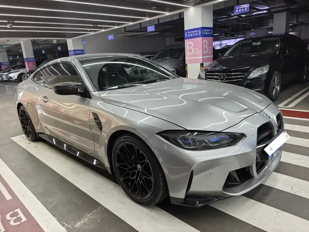BMW M4 — фото 9