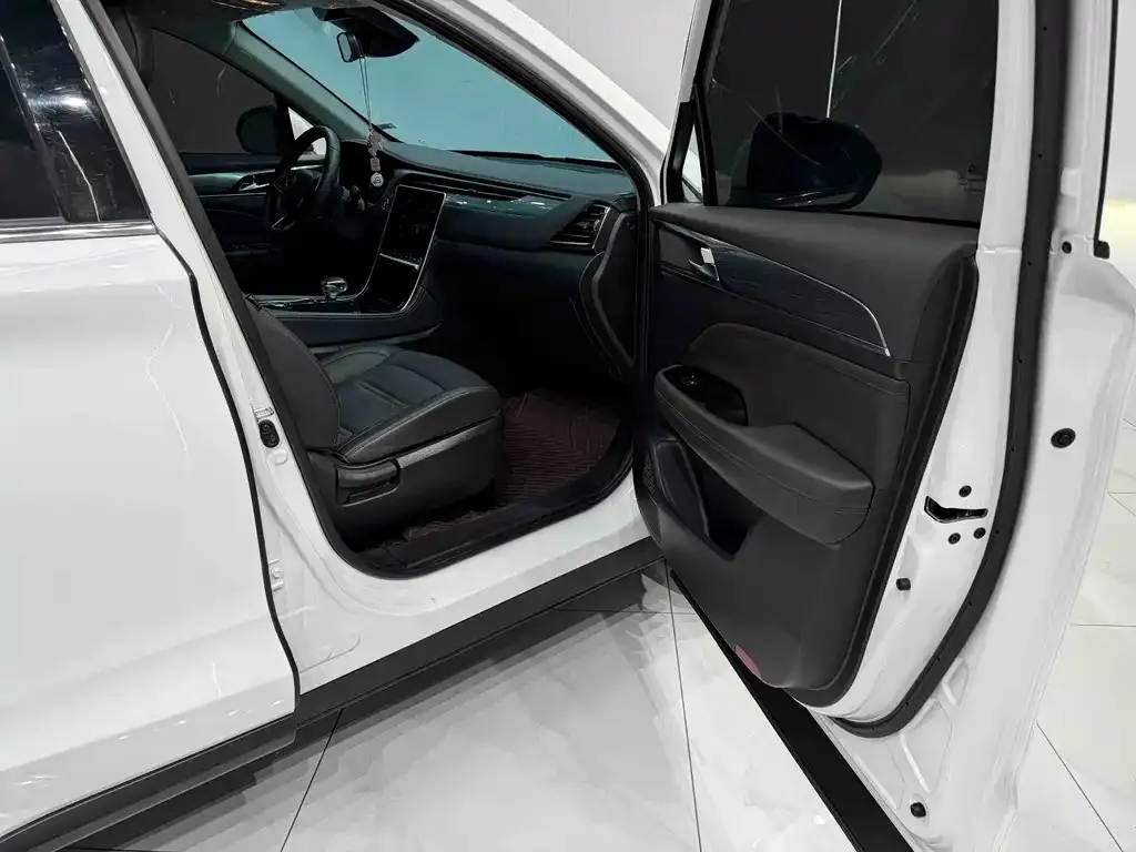 GAC Motor GS4 Plus — фото 3