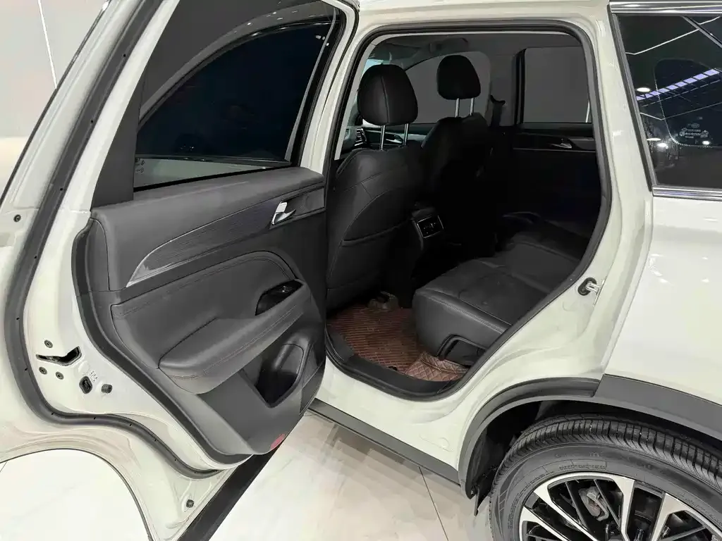 GAC Motor GS4 Plus — фото 4