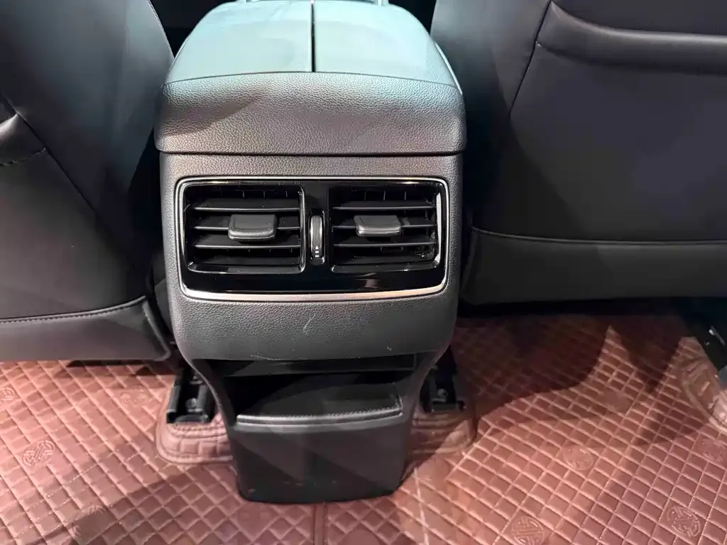 GAC Motor GS4 Plus — фото 10