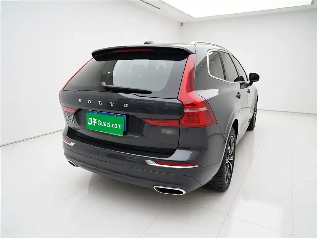 Volvo XC60 — фото 4
