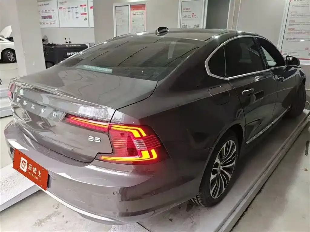 Volvo S90 — фото 2