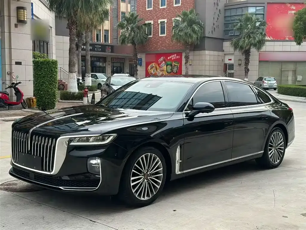 Hongqi H9 — фото 1