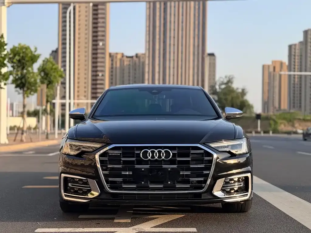 Audi A6L — фото 2
