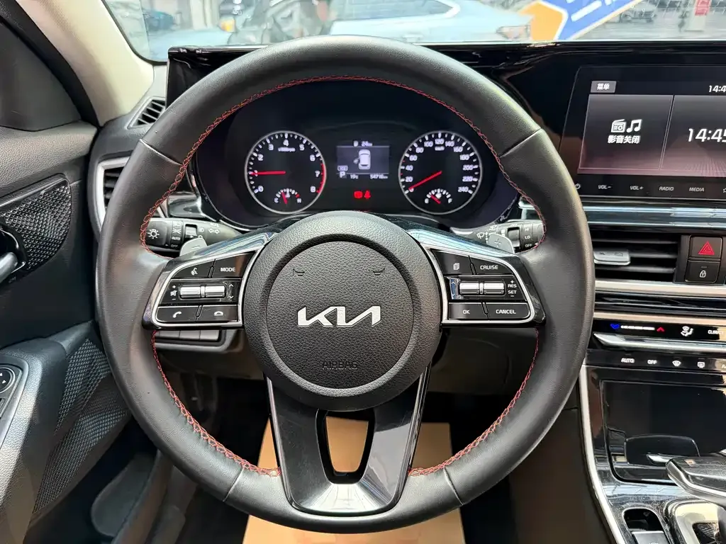 Kia KX3 — фото 8