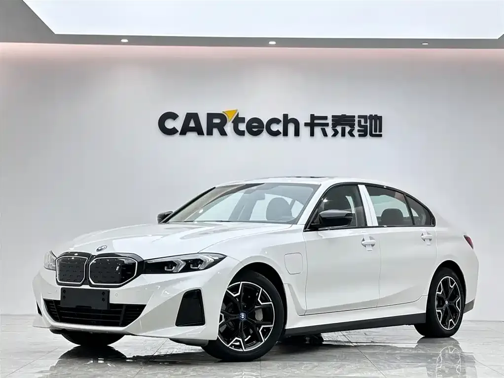 BMW i3 — фото 1