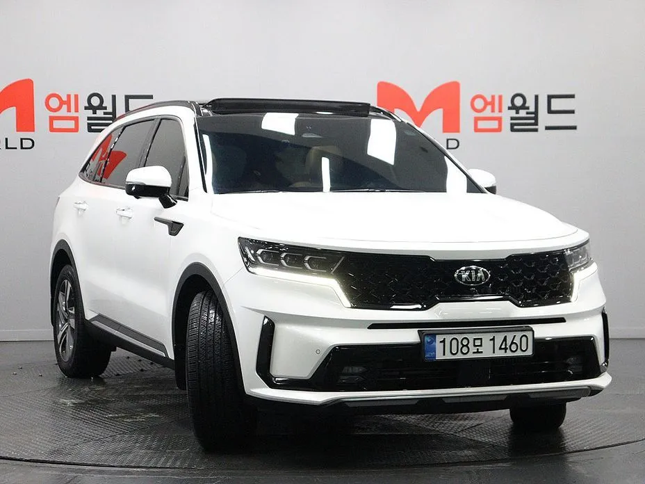 Kia Sorento — фото 9