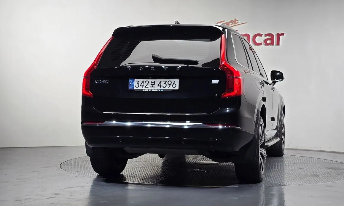 Volvo XC90 — фото 10