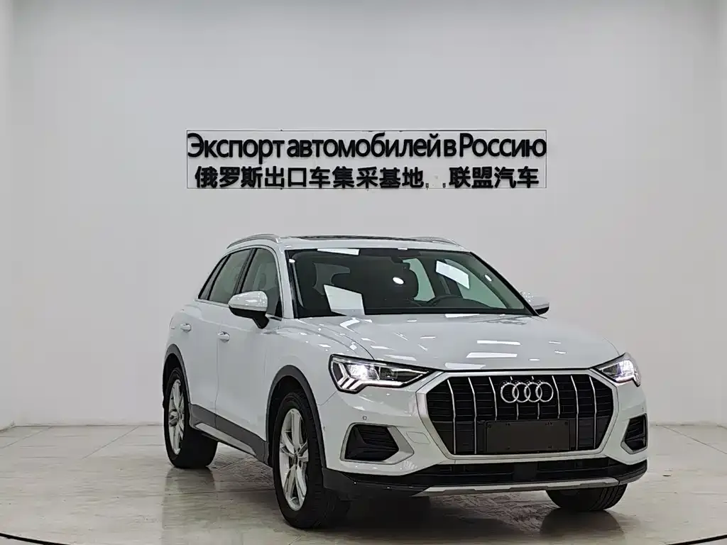 Audi Q3 — фото 4