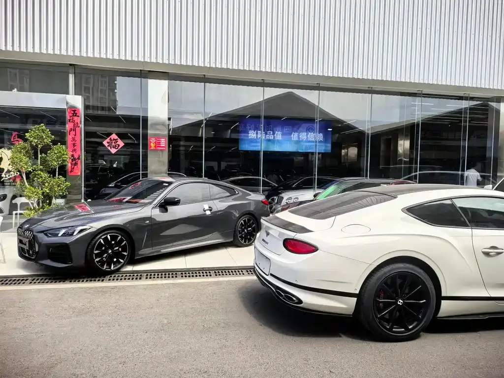 Bentley Continental — фото 2