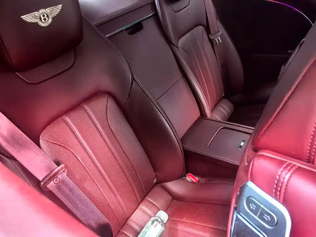 Bentley Continental — фото 6