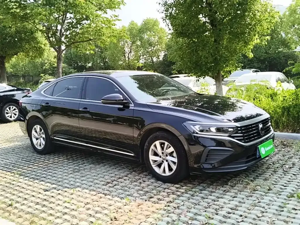 Volkswagen Passat — фото 5