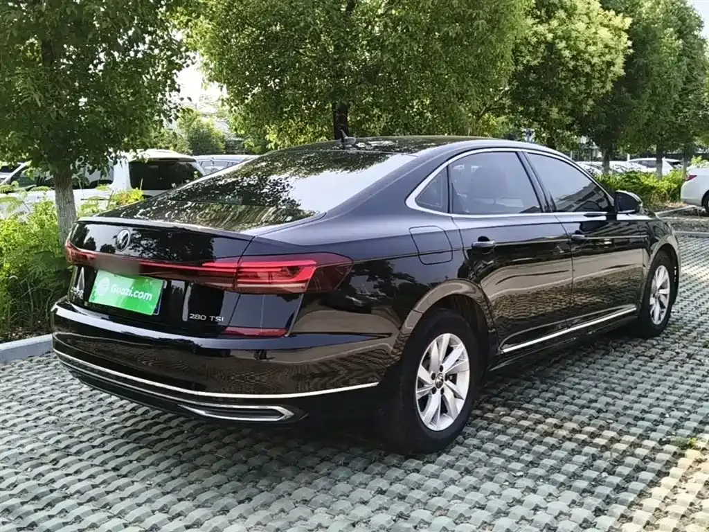 Volkswagen Passat — фото 3
