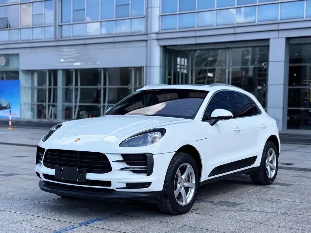 Porsche Macan — фото 1