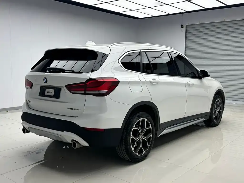 BMW X1 — фото 3