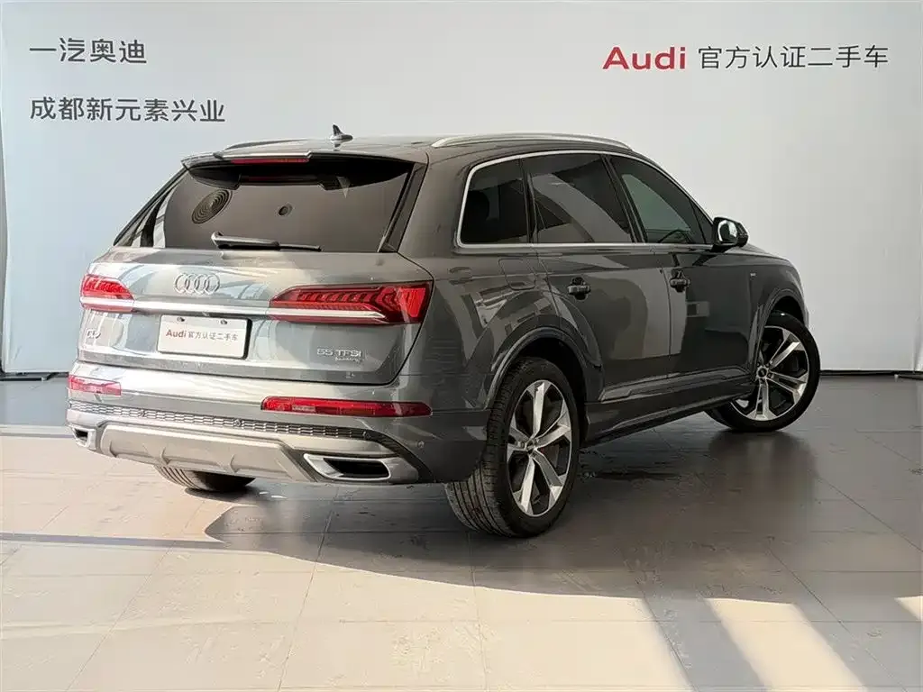 Audi Q7 — фото 2