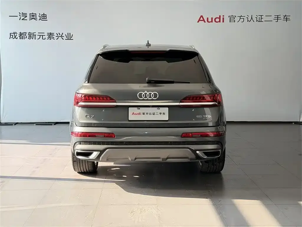 Audi Q7 — фото 4