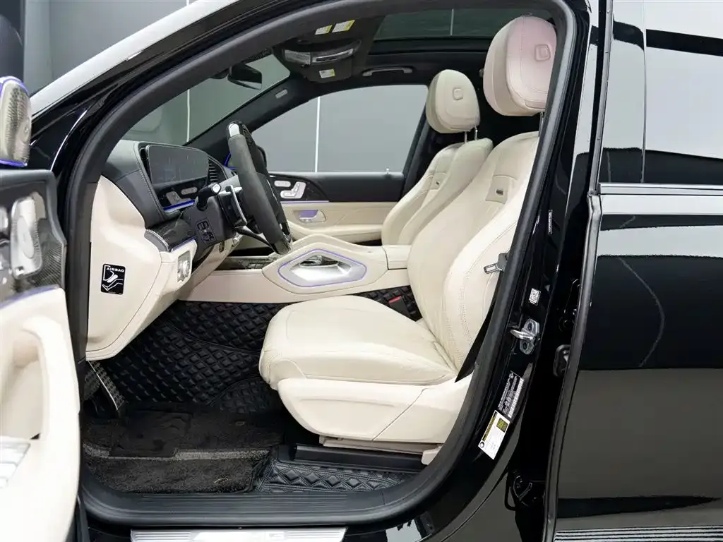 Mercedes-Benz GLS AMG — фото 6