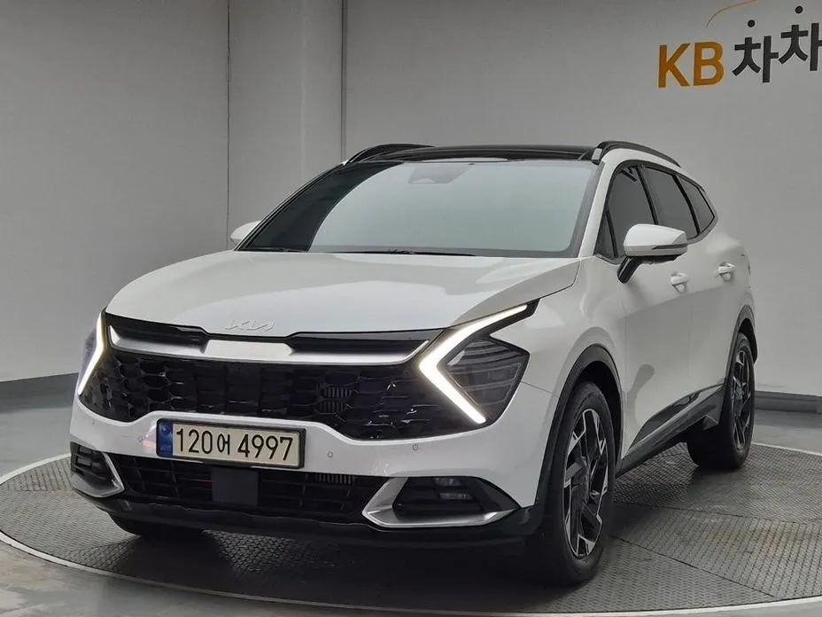 Kia Sportage — фото 1