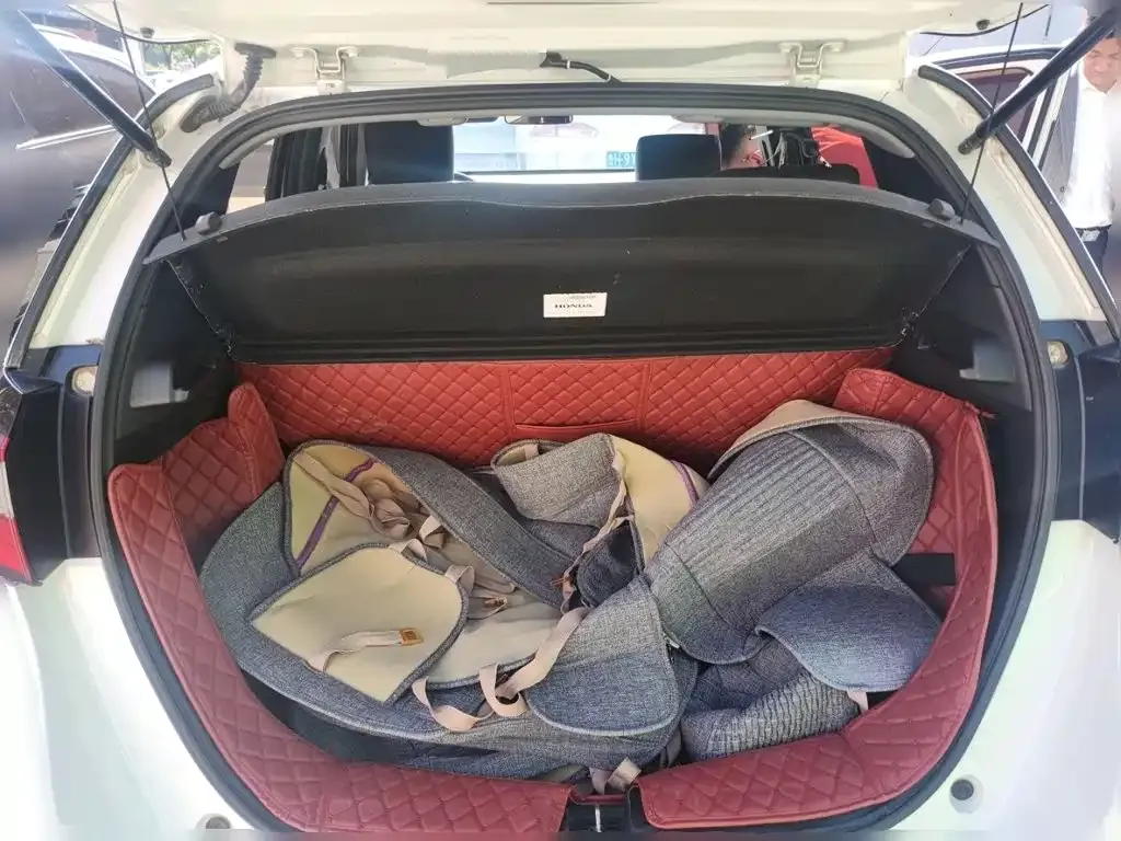 Honda Fit — фото 9