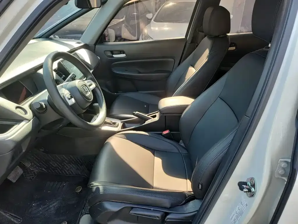 Honda Fit — фото 10