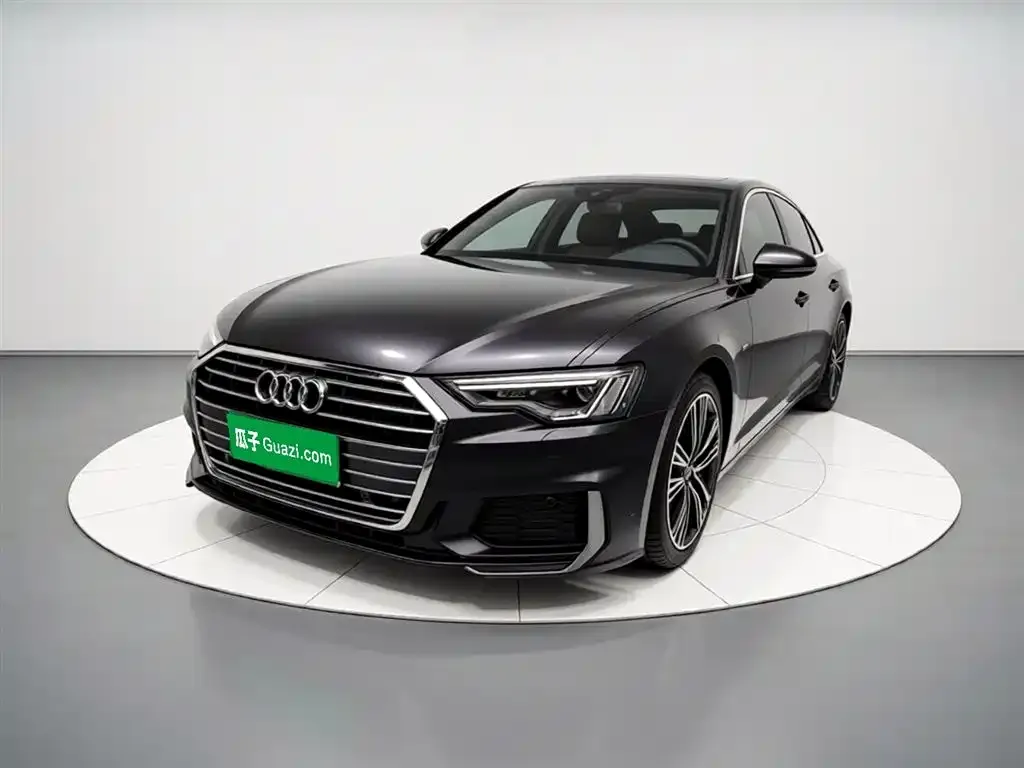 Audi A6L — фото 1
