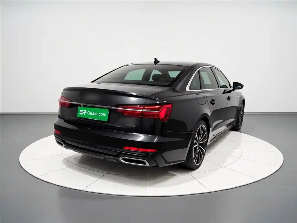 Audi A6L — фото 9