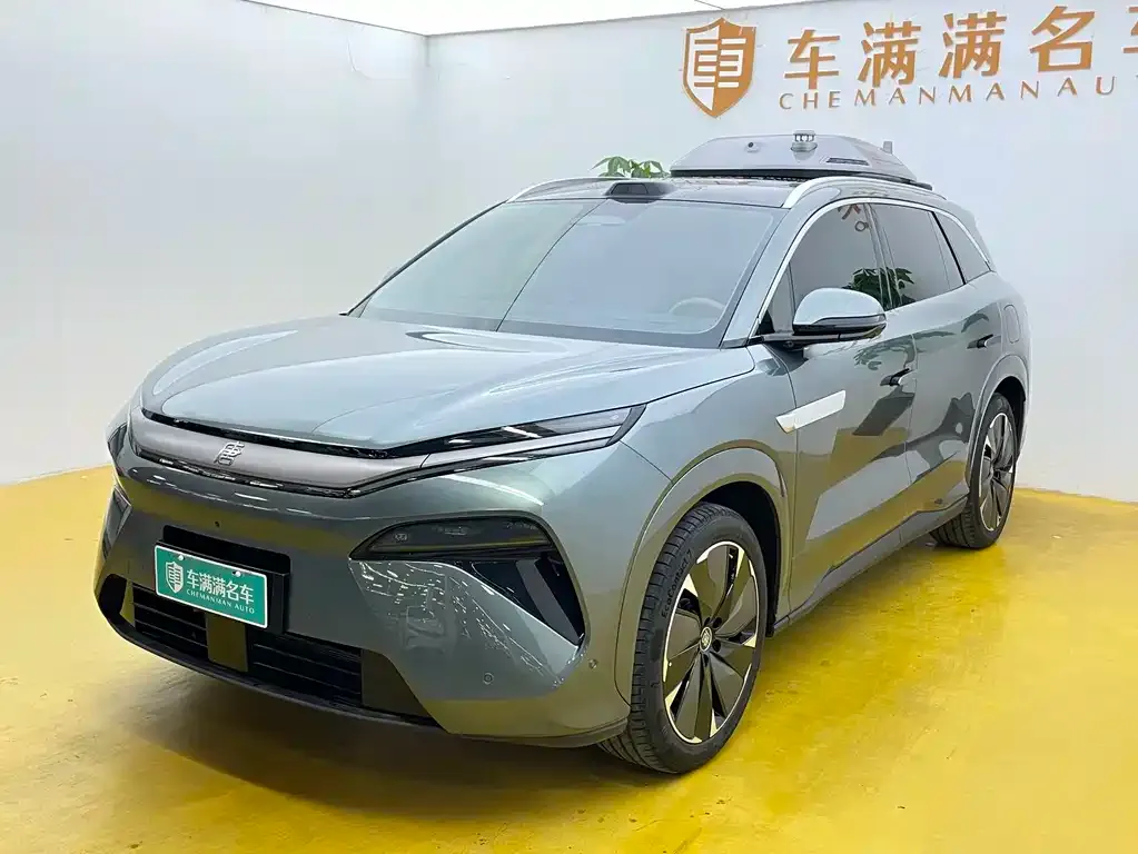 BYD Tang L — фото 1