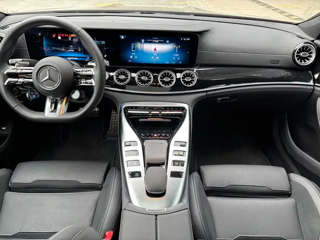 Mercedes-Benz AMG GT — фото 7