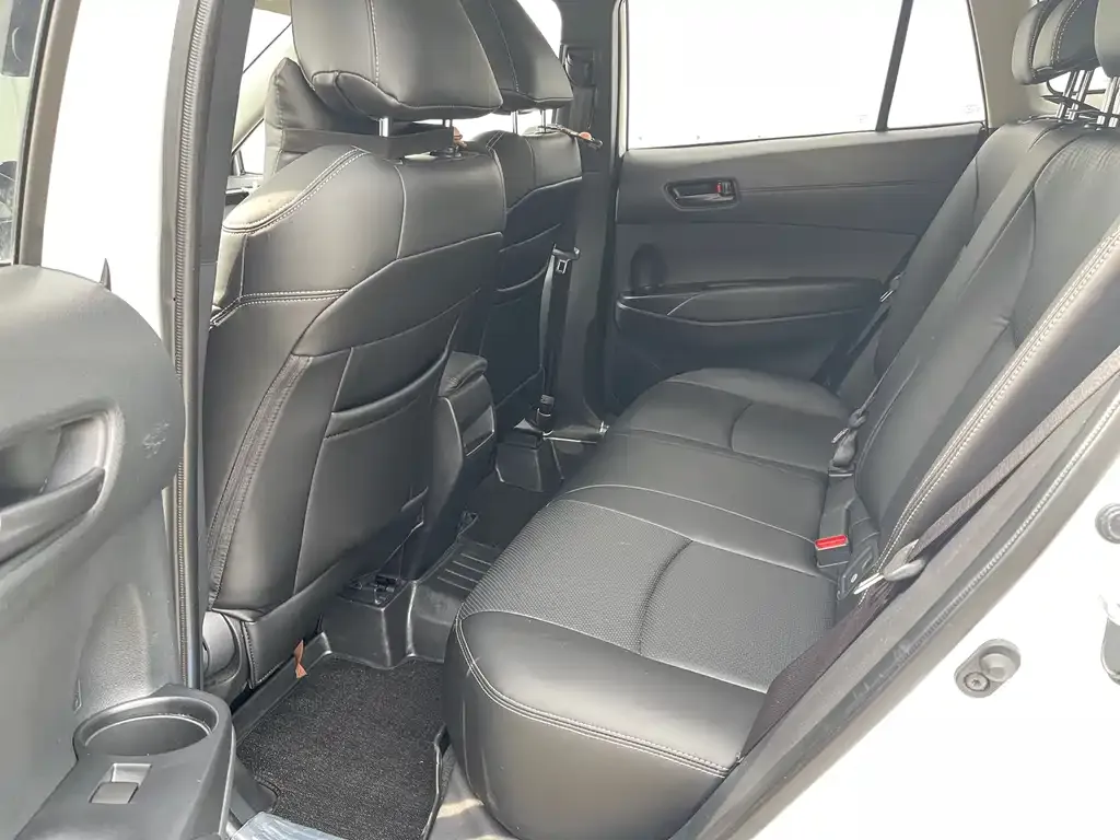 Toyota Corolla Cross — фото 3