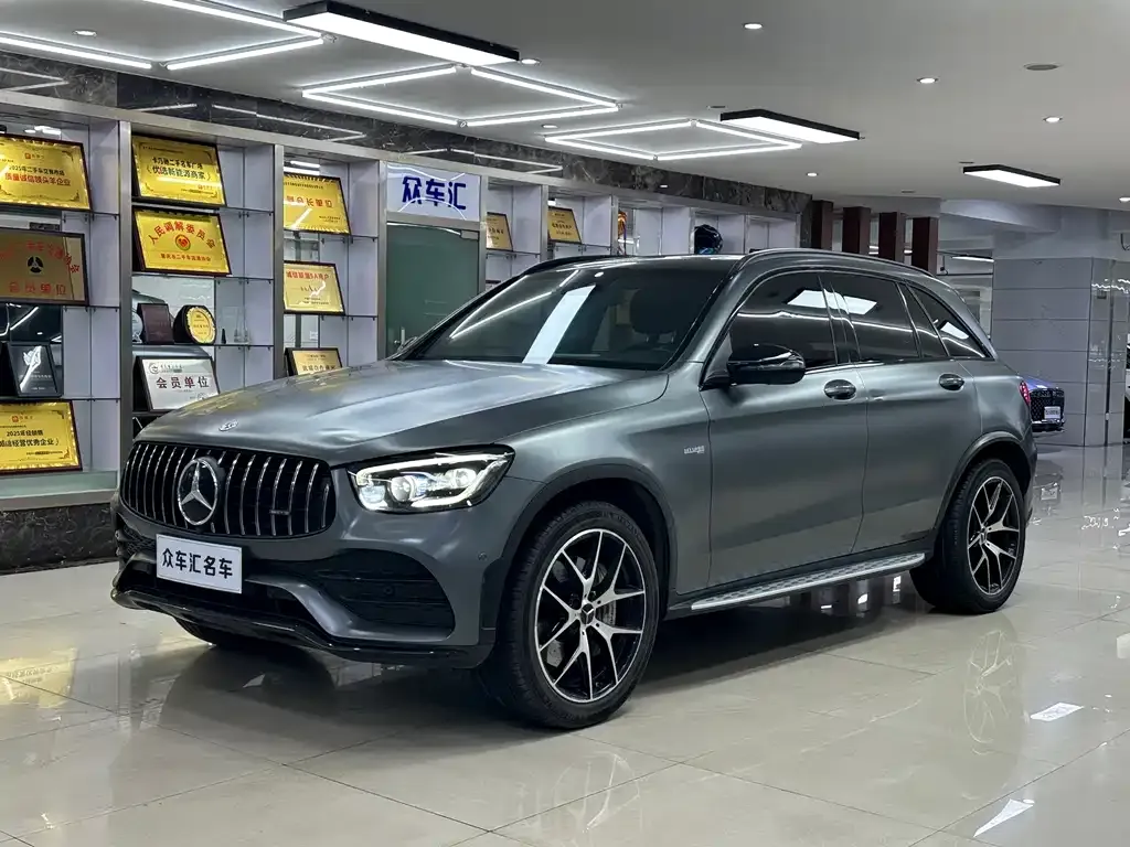 Mercedes-Benz GLC AMG — фото 1
