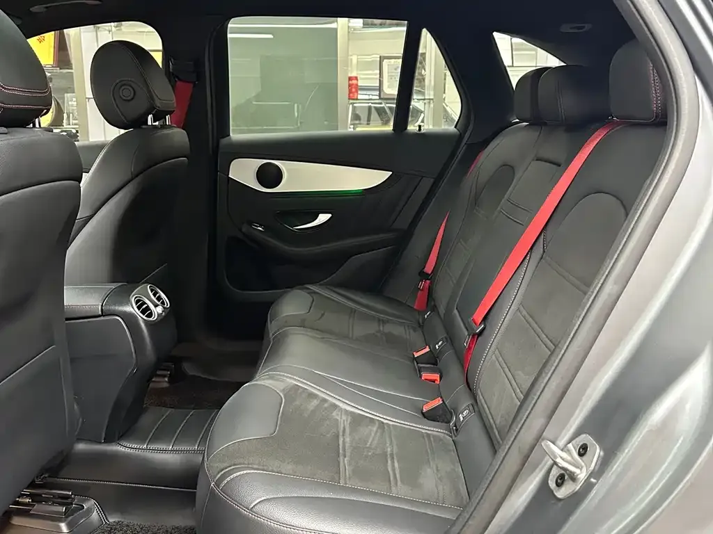 Mercedes-Benz GLC AMG — фото 7