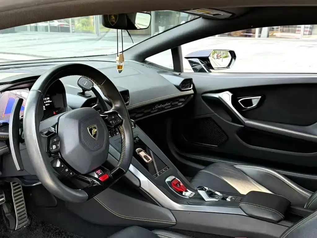Lamborghini Huracan — фото 3