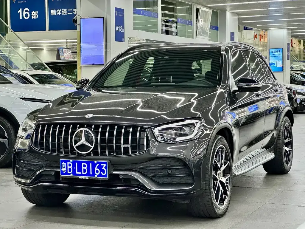 Mercedes-Benz GLC AMG — фото 1
