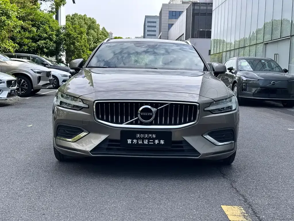 Volvo V60 — фото 3