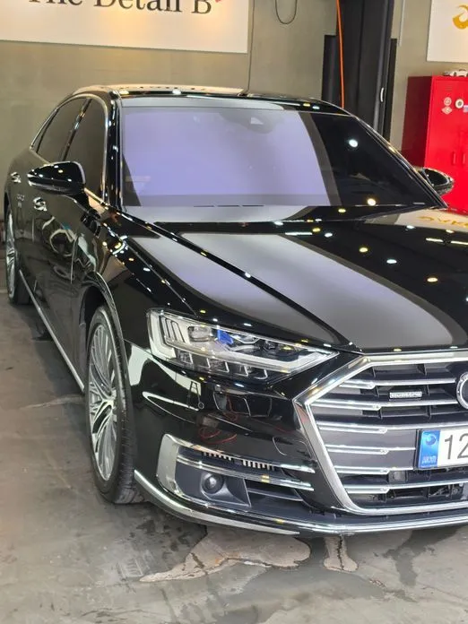 Audi A8 — фото 7