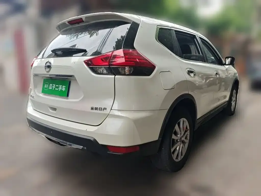 Nissan X-Trail — фото 2